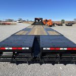 DH Trailers 35 ft Low Pro GN Flatbed Trailer_009