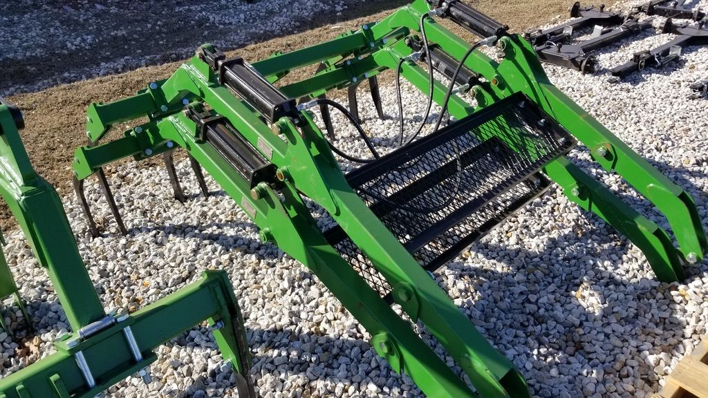 Industrias America 158G grapple for 7′ buckets_003