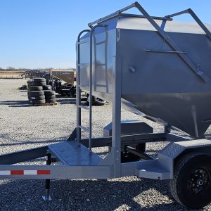 (NEW PRODUCT!) 2026 DH 2 ton bulk feed buggy, torsion axle
