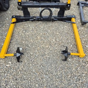 DH - Bale unroller- skid steer JFA